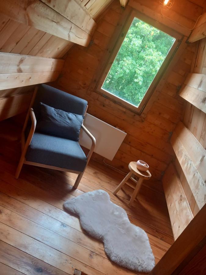 Le Studio Du Pressoir Gisay Exterior photo
